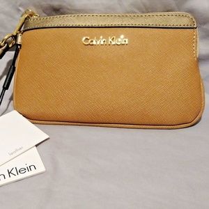 SOLD CALVIN KLEIN  LEATHER TOP ZIP CLUTCH/WRISTLET
